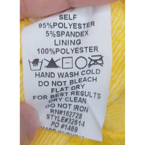 Voy Women's Yellow Bubble Sleeve Cheetah Textured Top Size Small NWT - Picture 10 of 10